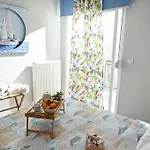 Ammos Lux Apartamento *