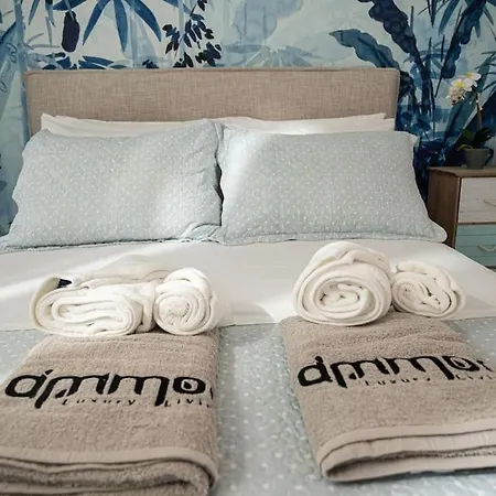 Ammos Lux Appartement *