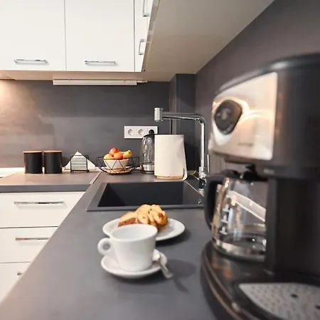 Ammos Lux Apartament Agia Triada (Thessaloniki)